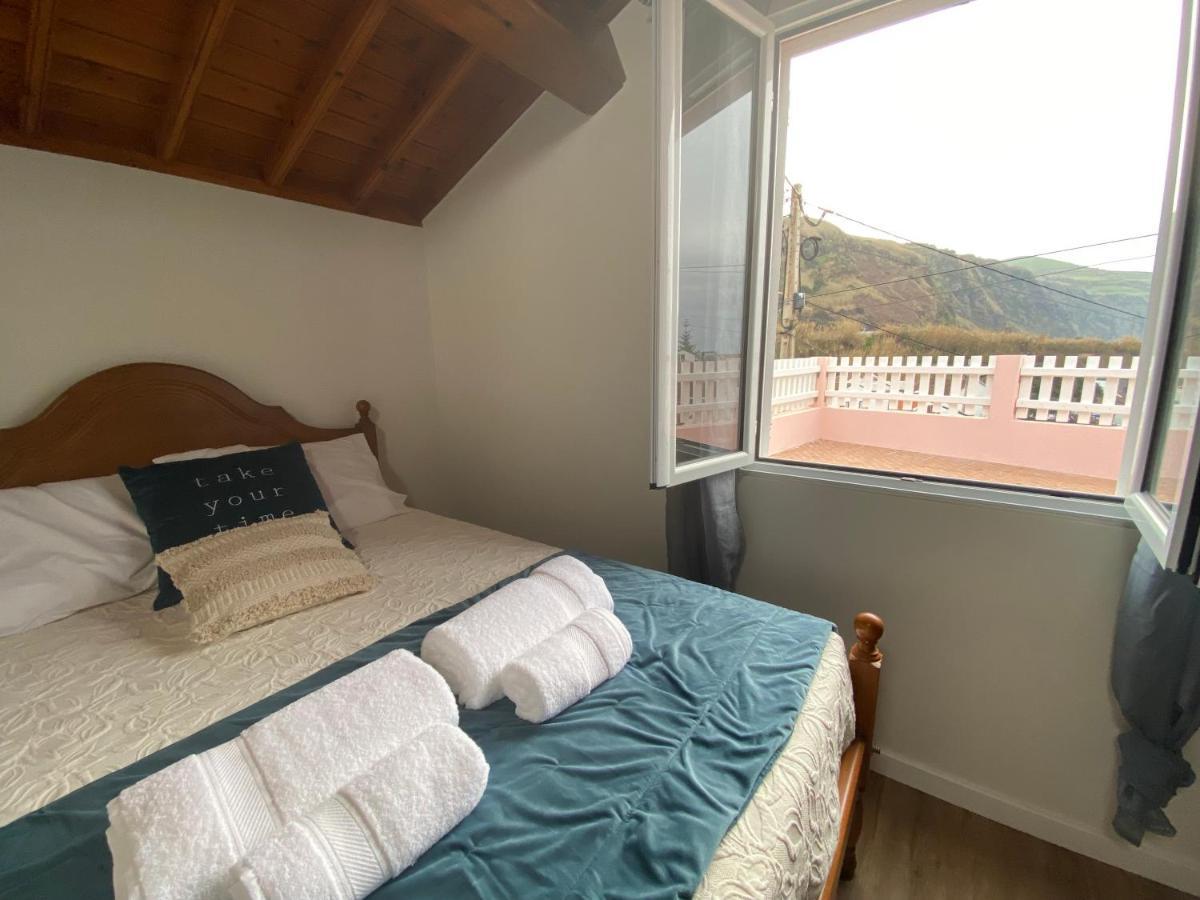 Casa Da Ribeira - Mosteiros Mosteiros  Zewnętrze zdjęcie
